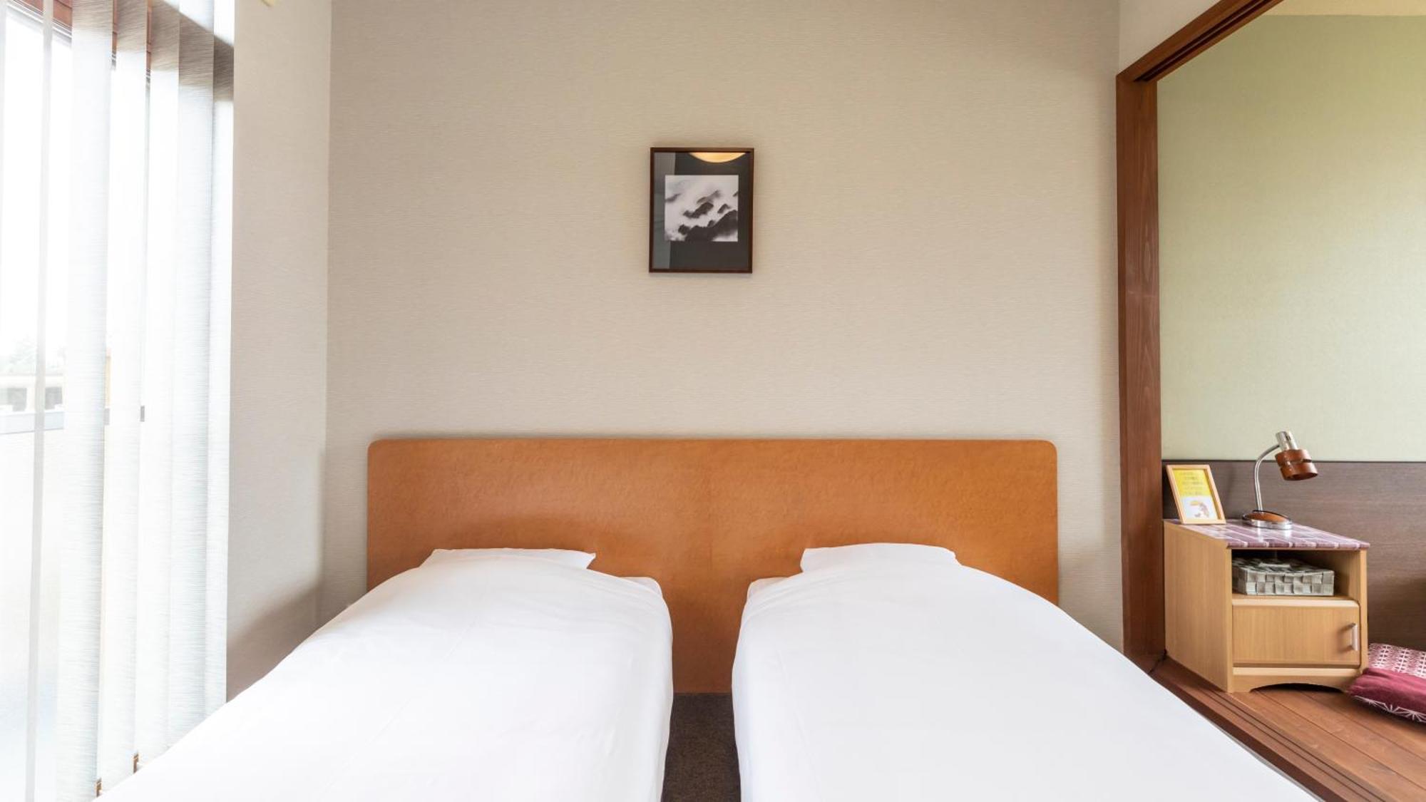 โอโย 44715 อินเตอร์เนชั่นแนล โฮเทล ไคเกะ Hotel โยนาโกะ ภายนอก รูปภาพ